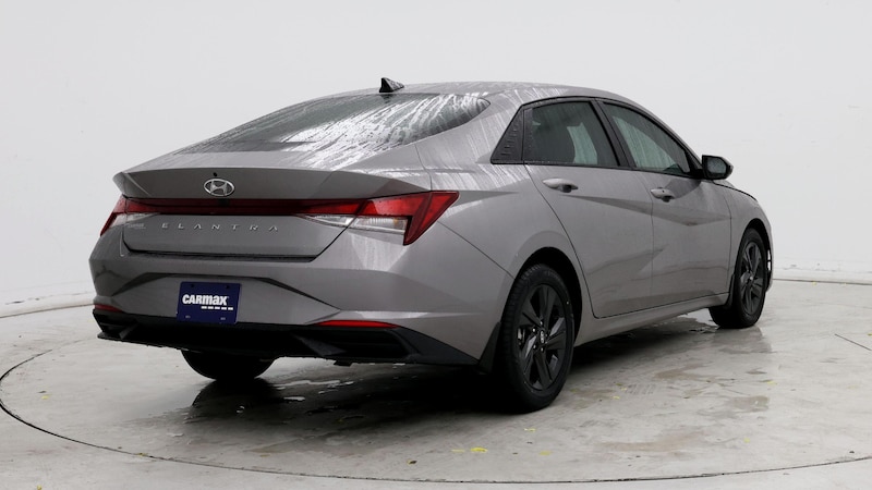 2023 Hyundai Elantra SEL 8