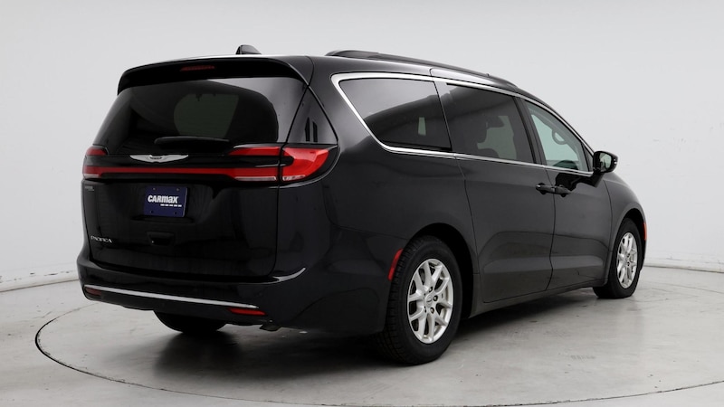 2022 Chrysler Pacifica Touring L 8