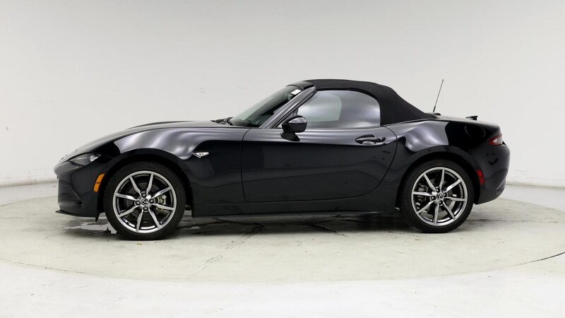 2022 Mazda MX-5 Miata Grand Touring 3