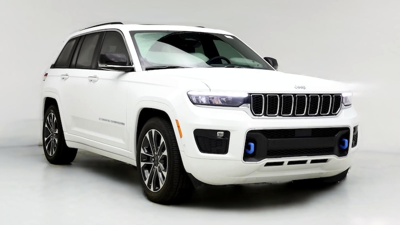 2022 Jeep Grand Cherokee Overland 4xe Hero Image