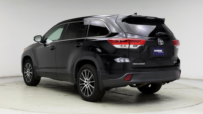 2018 Toyota Highlander SE 2