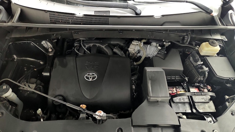 2018 Toyota Highlander SE 23