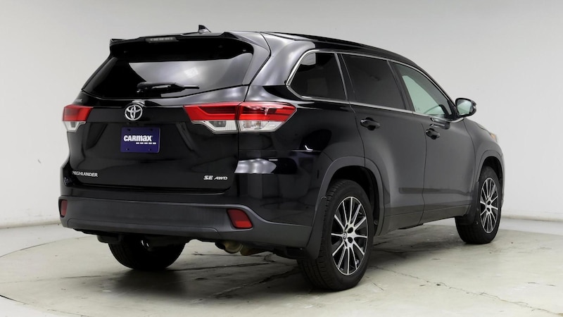 2018 Toyota Highlander SE 8