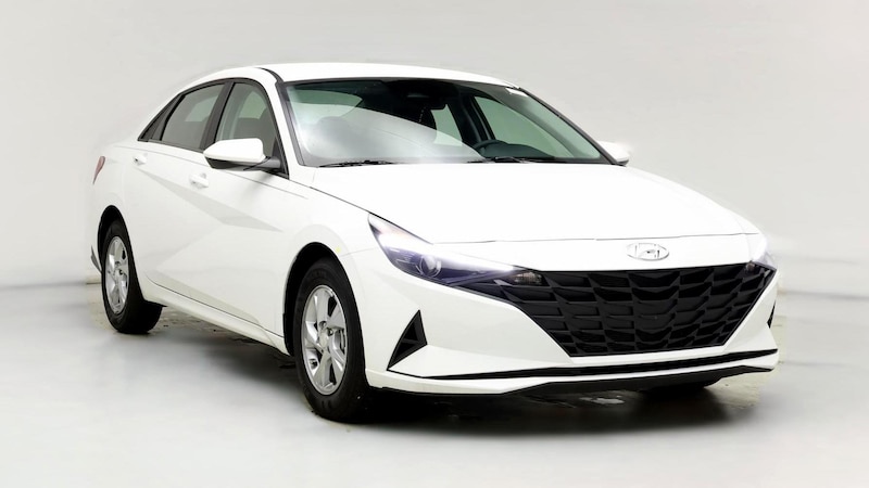 2023 Hyundai Elantra SE Hero Image