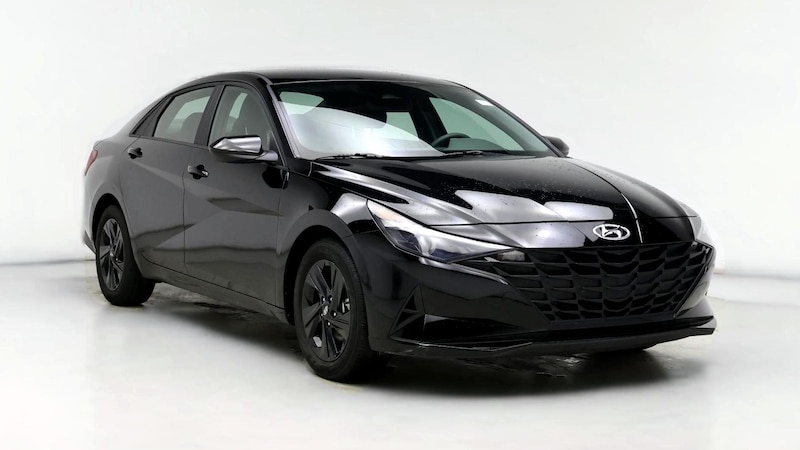 2023 Hyundai Elantra SEL Hero Image