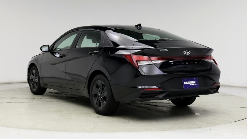 2023 Hyundai Elantra SEL 2