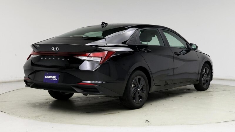 2023 Hyundai Elantra SEL 8