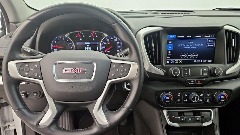 2022 GMC Terrain SLT 10