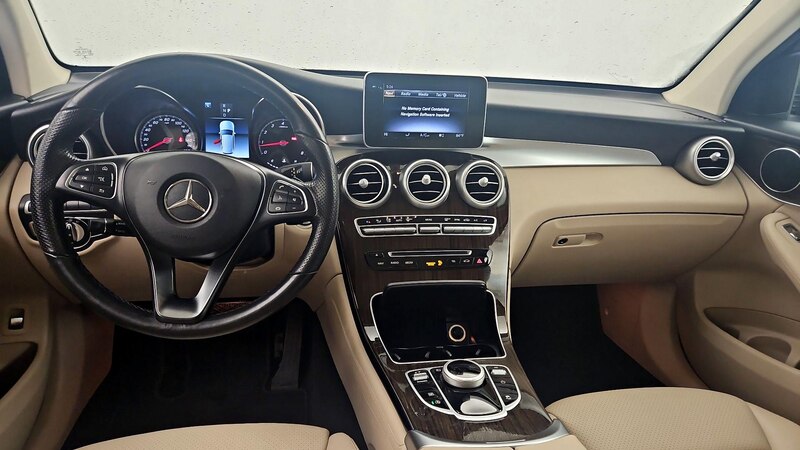 2019 Mercedes-Benz GLC 300 9