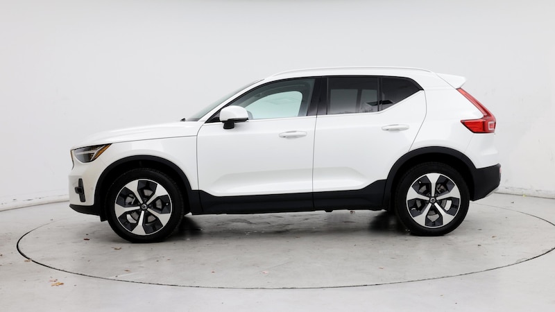 2024 Volvo XC40 B5 Plus 3