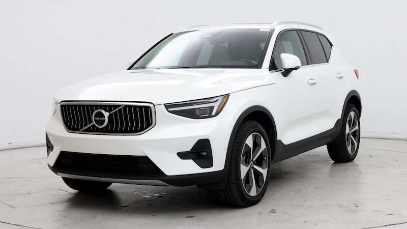 2024 Volvo XC40 B5 Plus 4