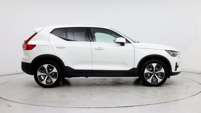 2024 Volvo XC40 B5 Plus 7