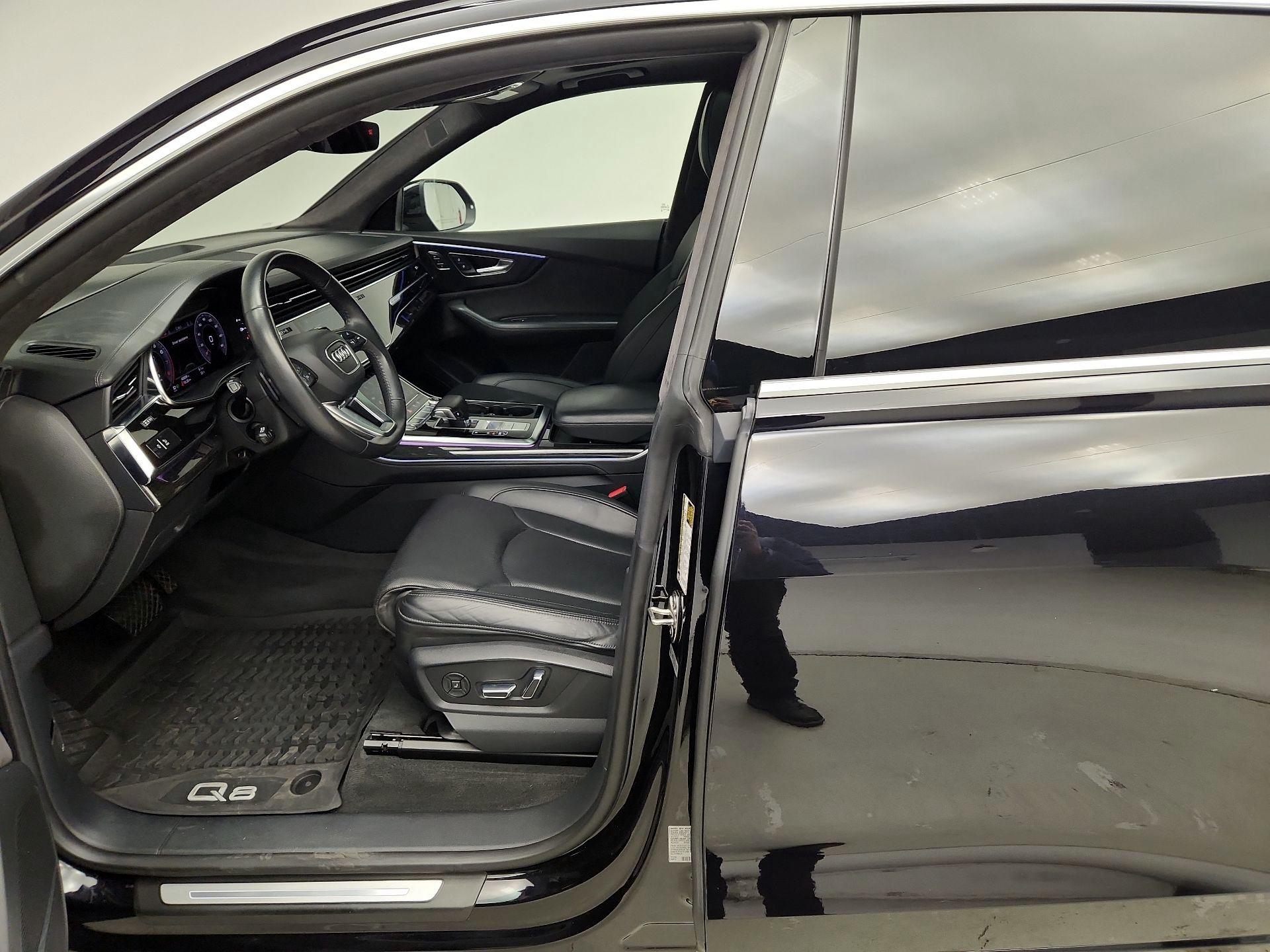 Thumbnail: 2019 Audi Q8 - 11