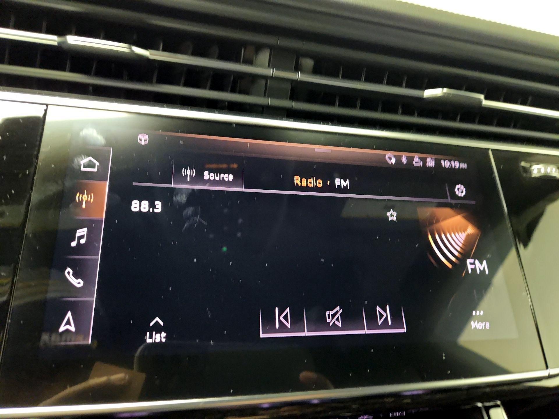 Thumbnail: 2019 Audi Q8 - 16