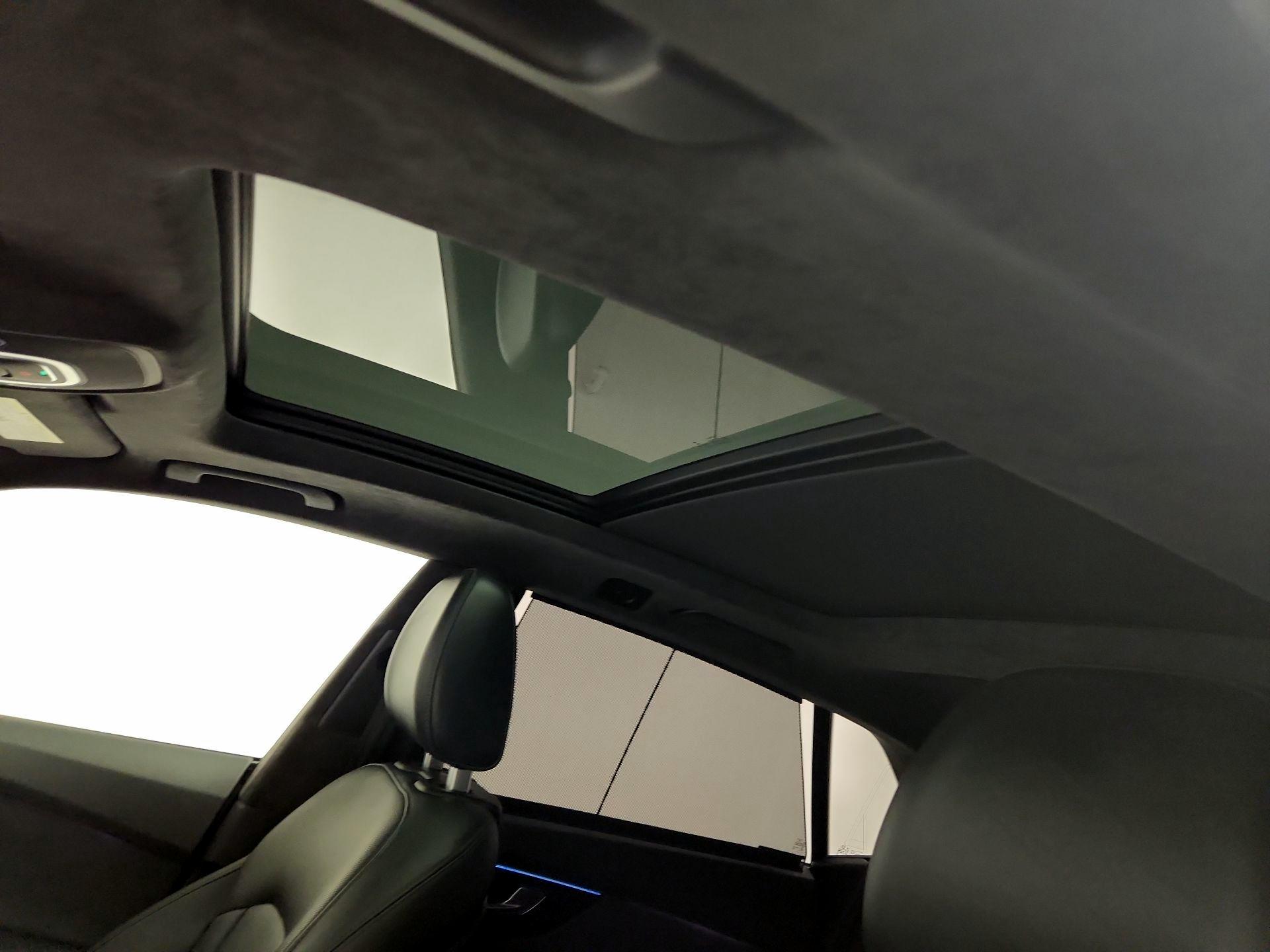 Thumbnail: 2019 Audi Q8 - 20