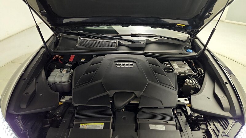 2019 Audi Q8 Prestige 23
