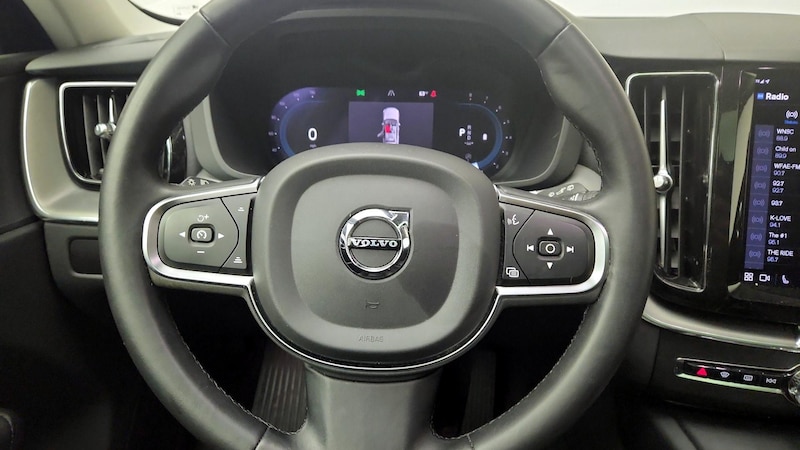 2023 Volvo XC60 B5 Core 10