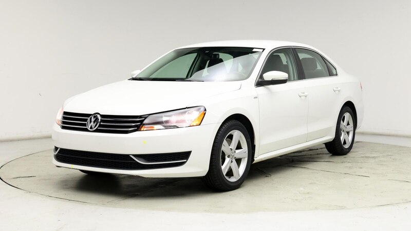 2014 Volkswagen Passat Wolfsburg Edition 4