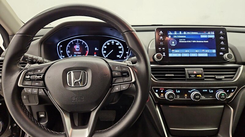 2022 Honda Accord Touring 10