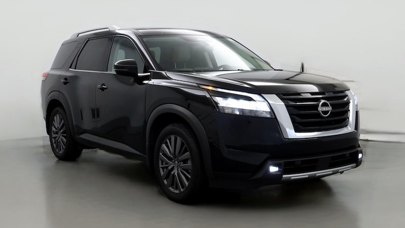 2022 Nissan Pathfinder SL Hero Image