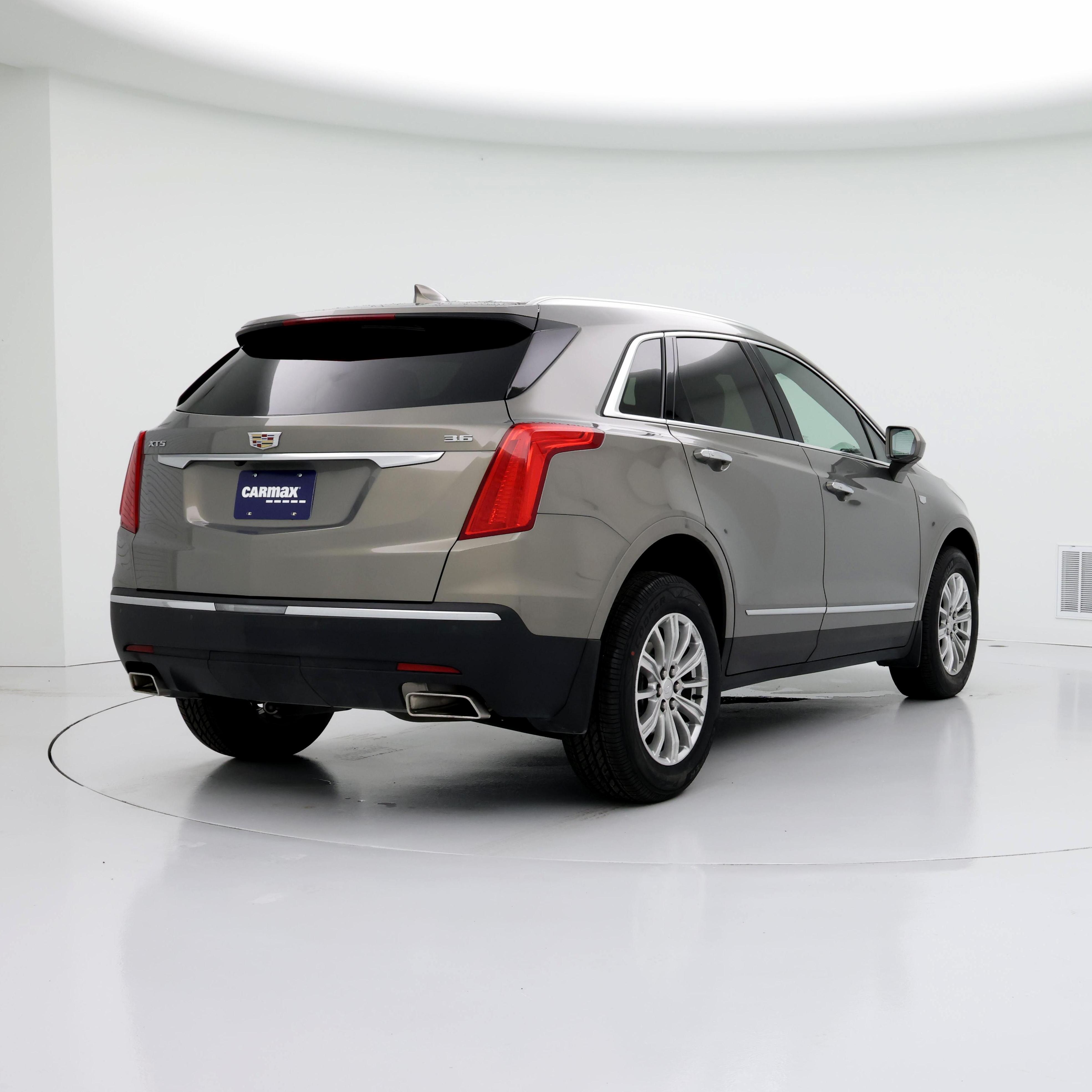 Thumbnail: 2019 Cadillac XT5 - 8