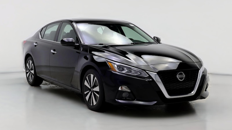 2019 Nissan Altima SL Hero Image