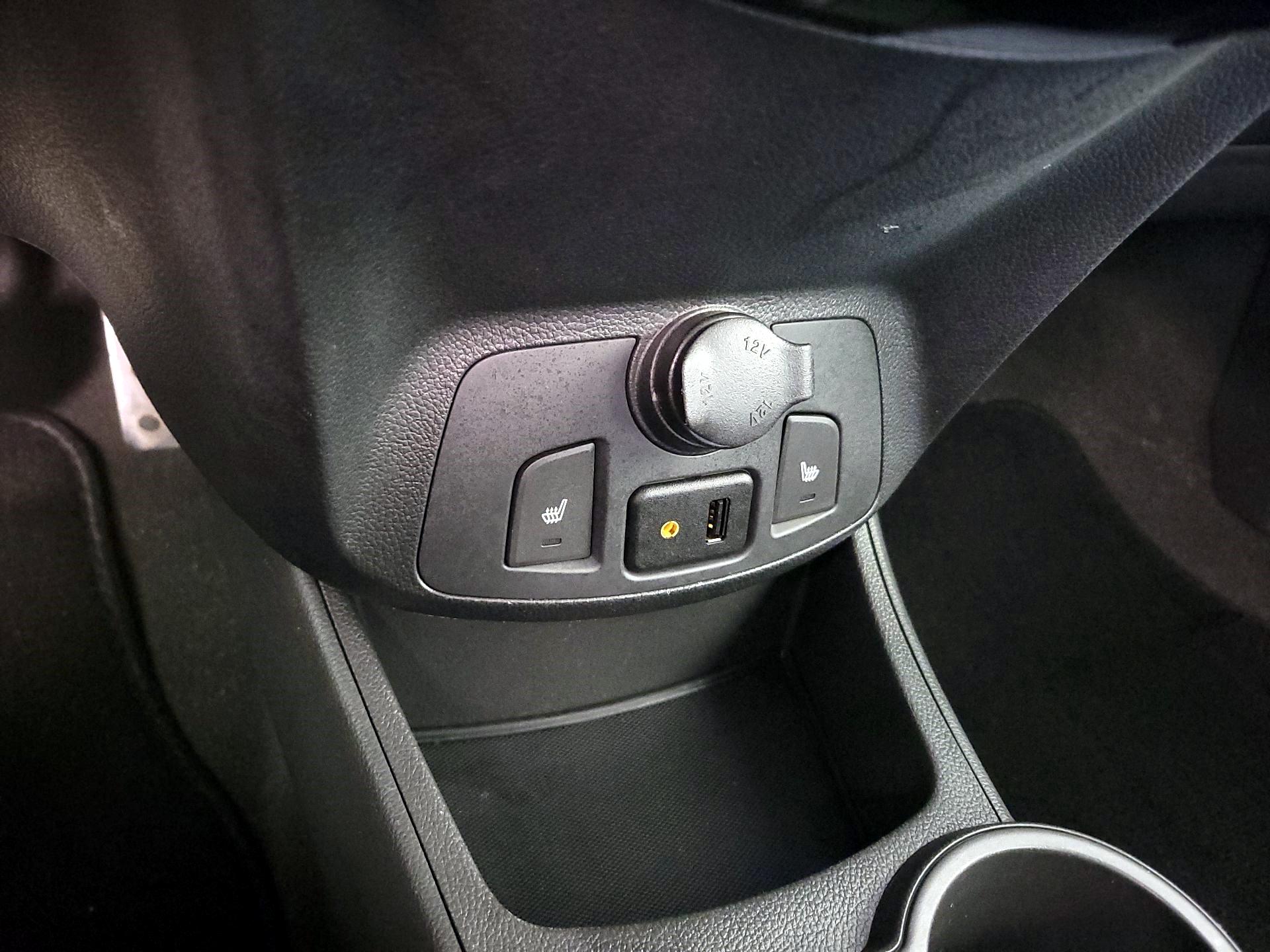Thumbnail: 2015 Chevrolet Spark - 17
