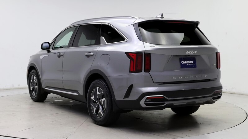 2022 Kia Sorento S 2