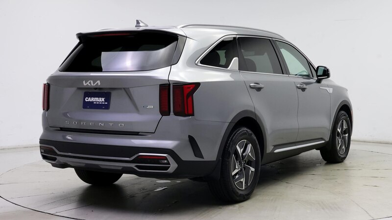 2022 Kia Sorento S 8