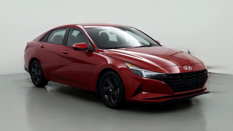 2022 Hyundai Elantra SEL Hero Image