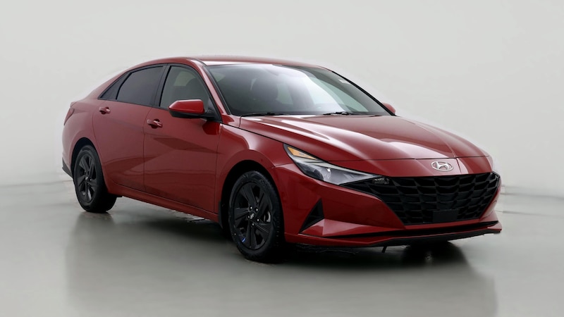 2022 Hyundai Elantra SEL Hero Image