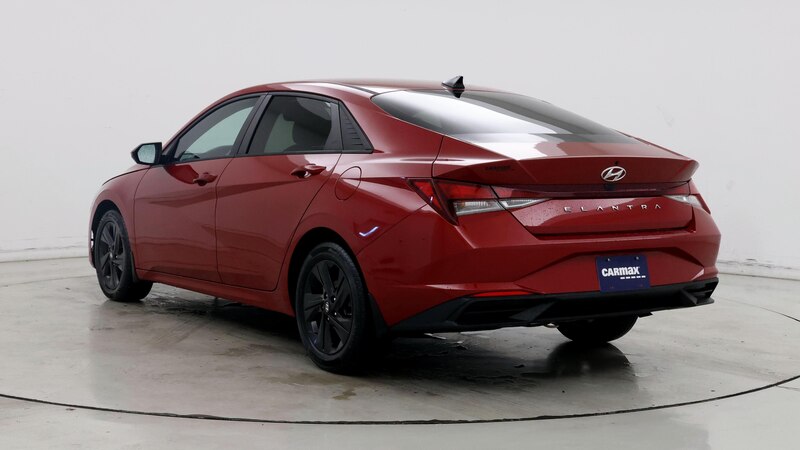 2022 Hyundai Elantra SEL 2