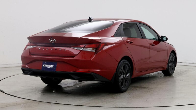 2022 Hyundai Elantra SEL 8