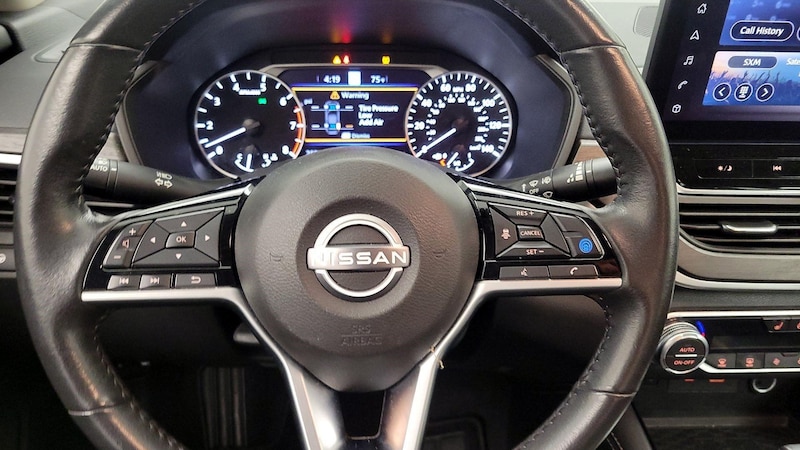 2023 Nissan Altima SL 10