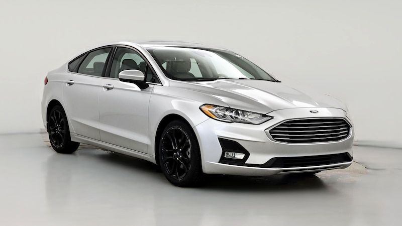 2019 Ford Fusion SE Hero Image