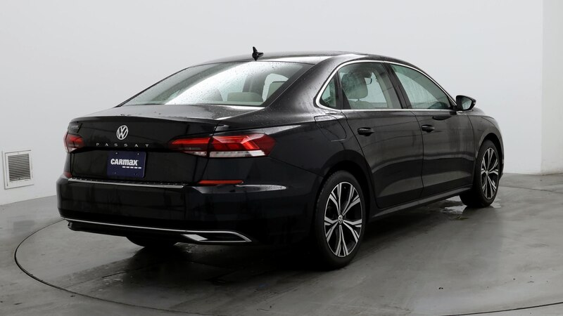 2022 Volkswagen Passat SE 8