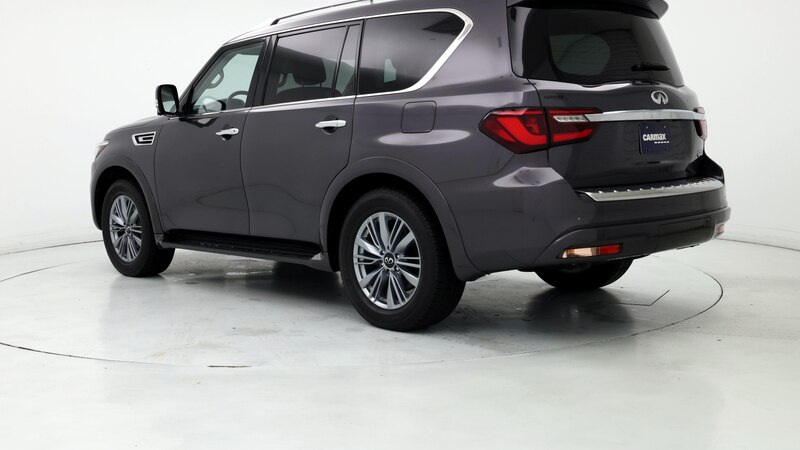 2023 INFINITI QX80 Luxe 2