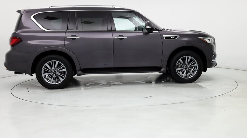 2023 INFINITI QX80 Luxe 7