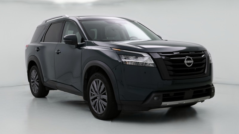 2022 Nissan Pathfinder SL Hero Image