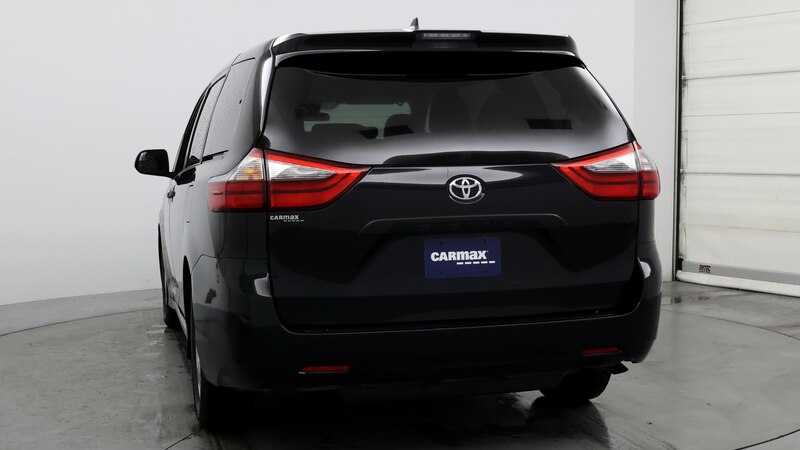 2020 Toyota Sienna L 6