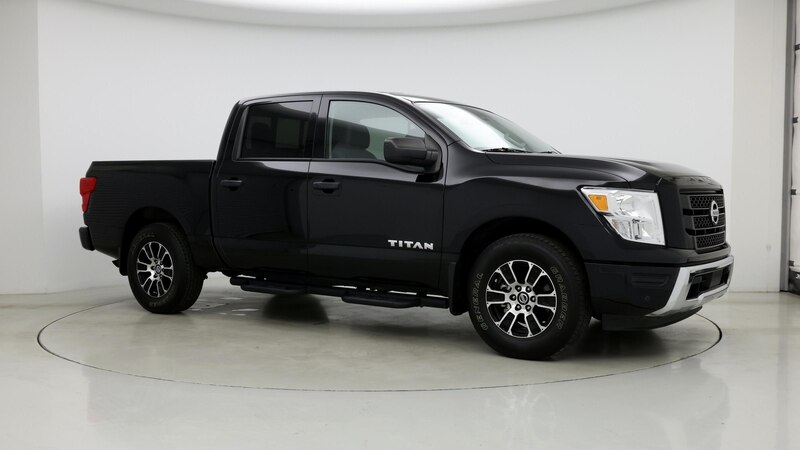 2022 Nissan Titan SV 6