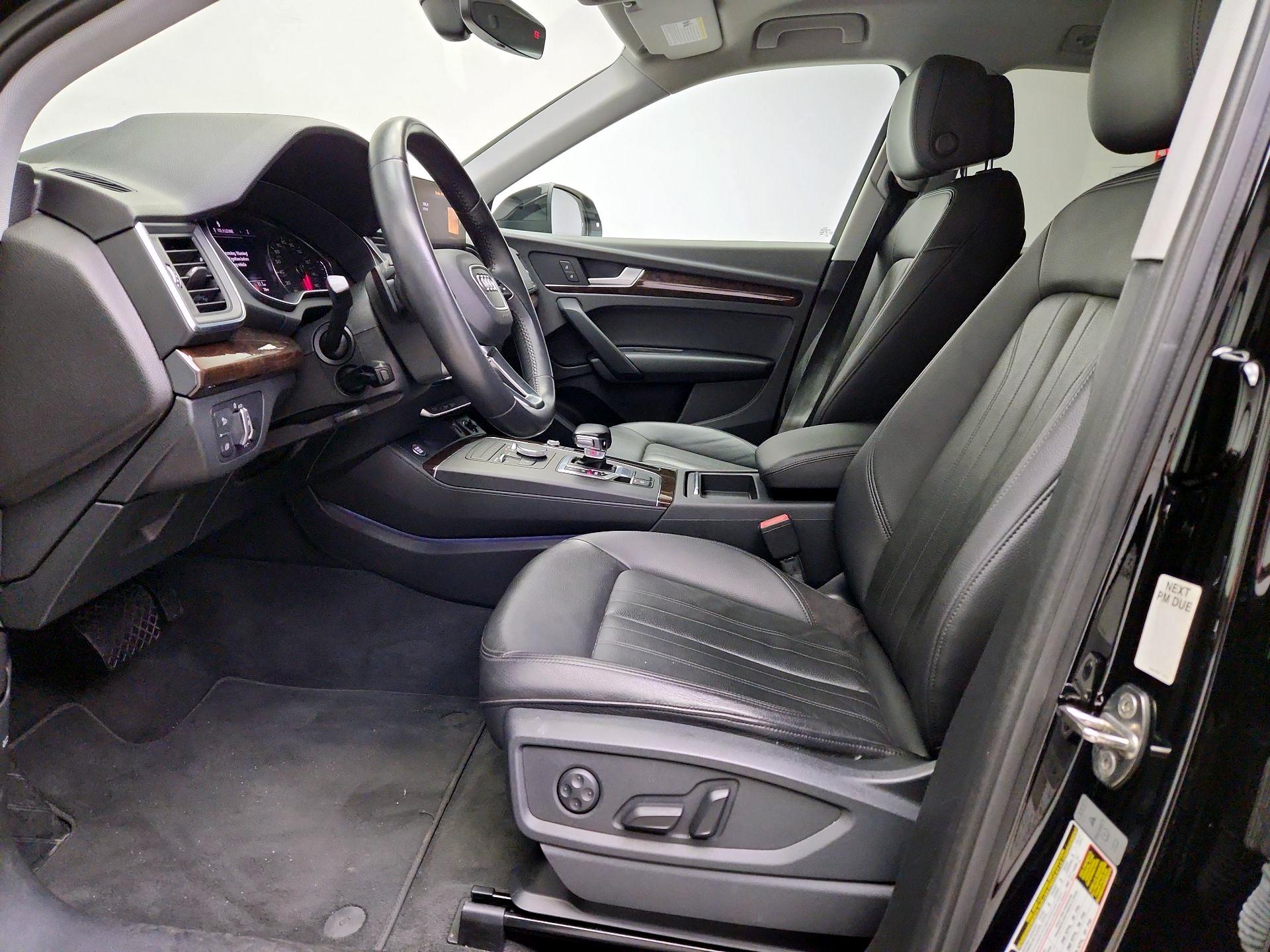 Thumbnail: 2019 Audi Q5 - 11