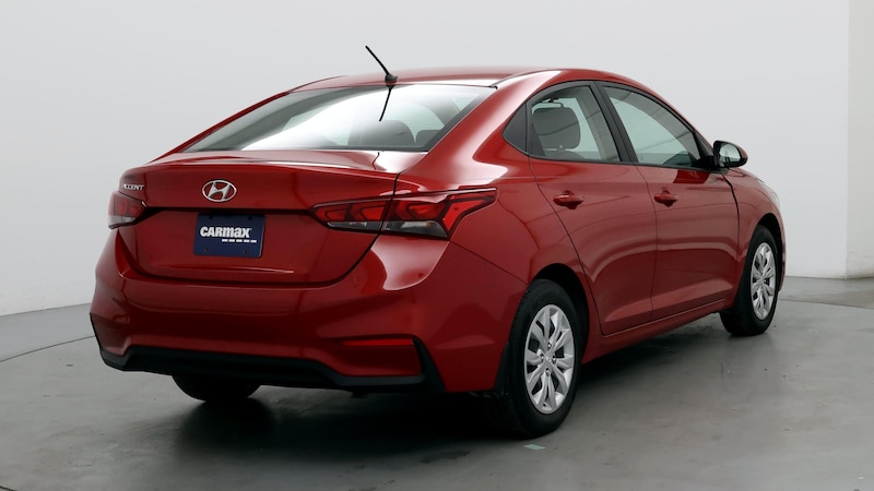 2022 Hyundai Accent SE 8