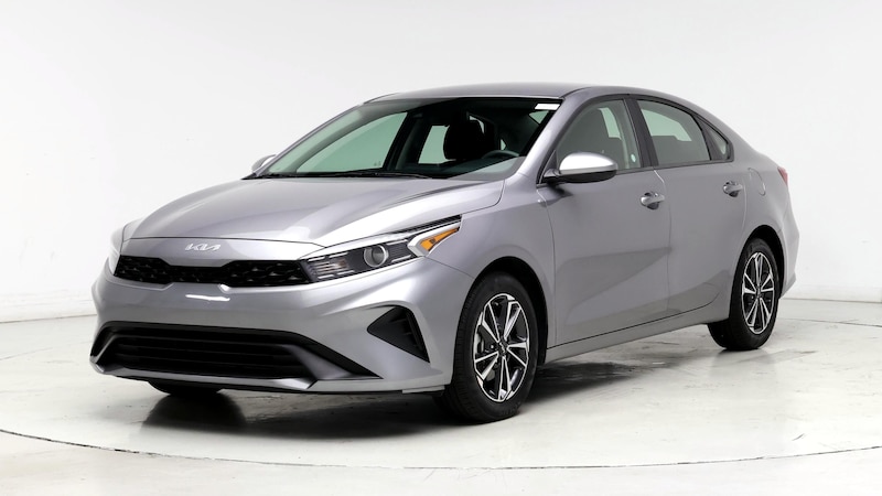 2024 Kia Forte LXS 4