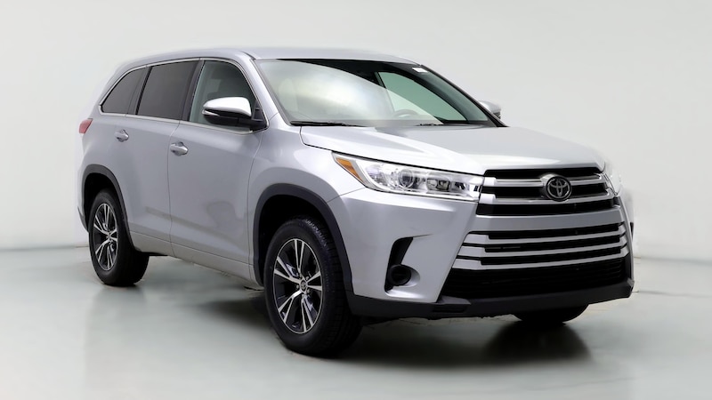 2018 Toyota Highlander LE Hero Image