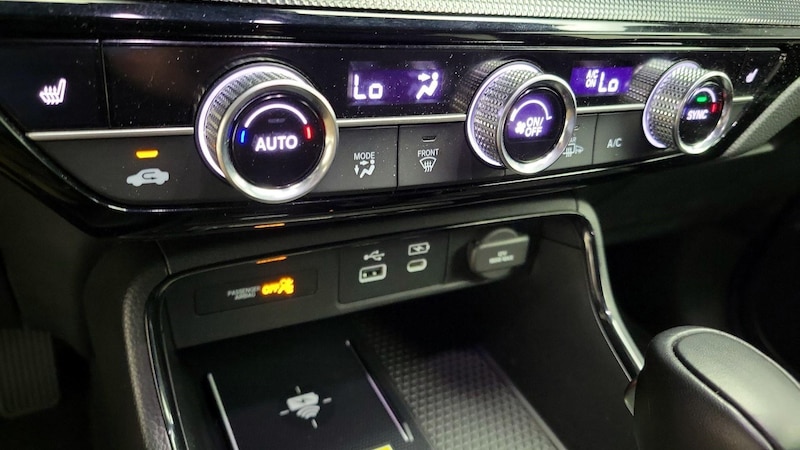 2024 Honda CR-V Sport Touring 17