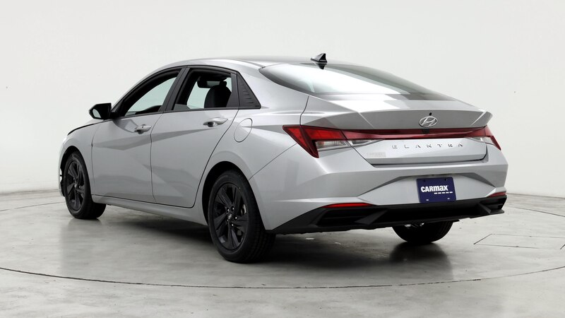 2023 Hyundai Elantra SEL 2