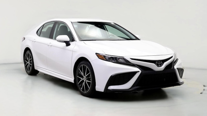 2023 Toyota Camry SE Hero Image