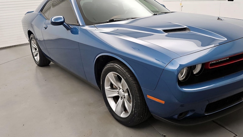 2022 Dodge Challenger SXT 3