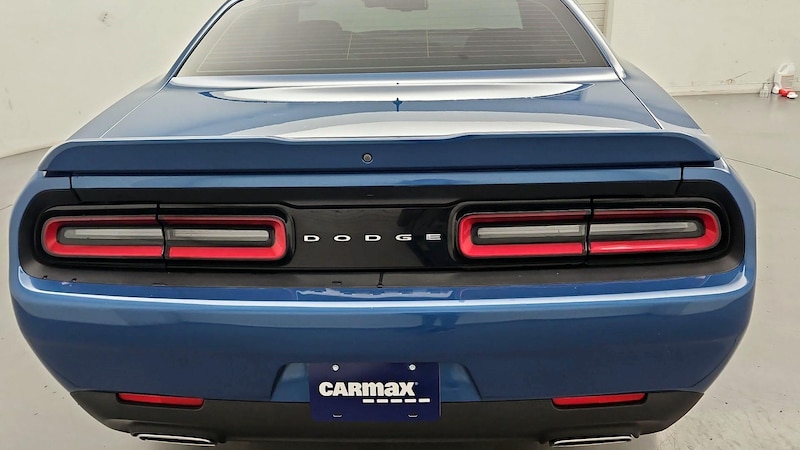 2022 Dodge Challenger SXT 6